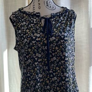 New York & Company Navy Summer Floral Tie-Front Sleeveless Top - Size Small